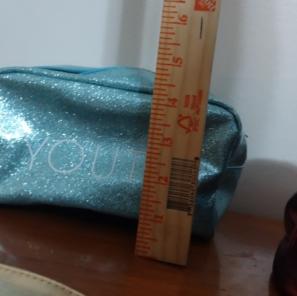 Cosmetics Bag Bundle - Picture 11 of 14